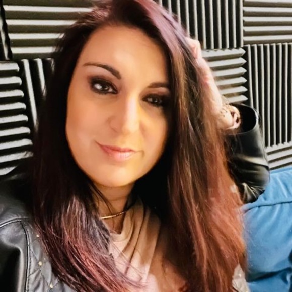 Meet your Posher, Dimi - Picture 1 of 1